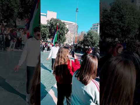 احتفالات وقف الحرب على غزة فى برشلونة