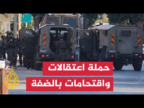 قوات الاحتلال تداهم منازل أسرى محررين في الضفة وتعتقل مسؤول هيئة مقاومة الجدار